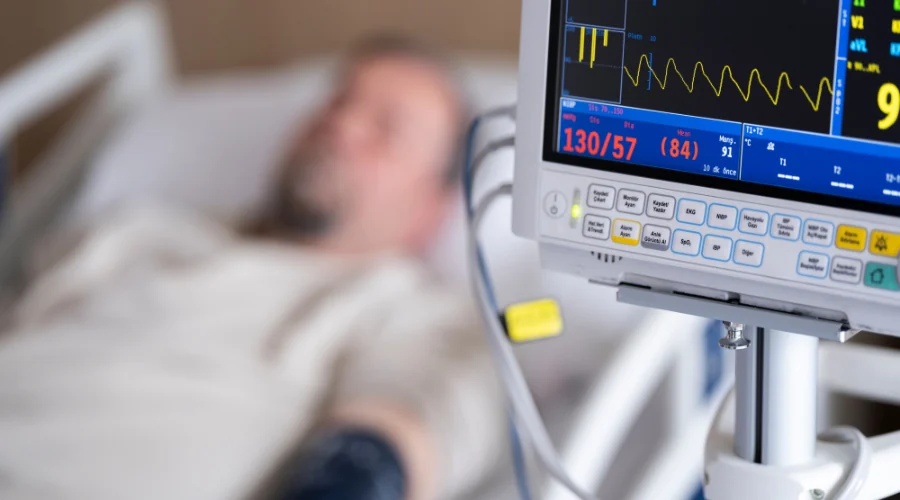Four-lane diagram showing sedation, slower heart rate and lower blood pressure, fluid and electrolyte shifts, and disrupted sleep